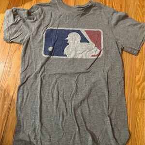 MLB logo t-shirt